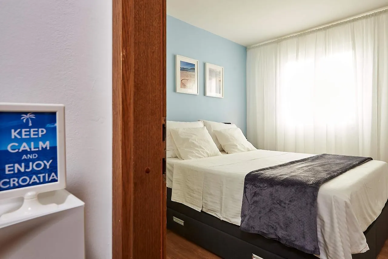 Apartment Damare Trogir 0*,  Kroatien