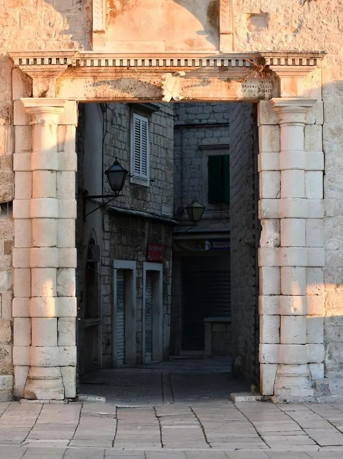 Apartment Damare Trogir 0*,  Kroatien